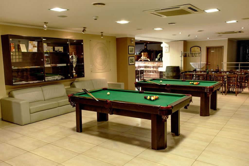 Hotel Victoria Мартин Екстериор снимка